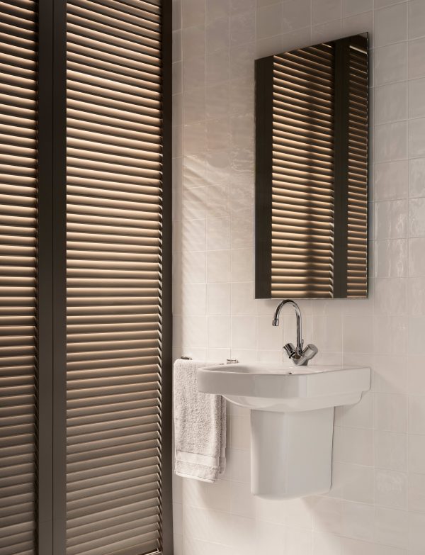 DEBBA - Lavabo mural en porcelaine – Image 7